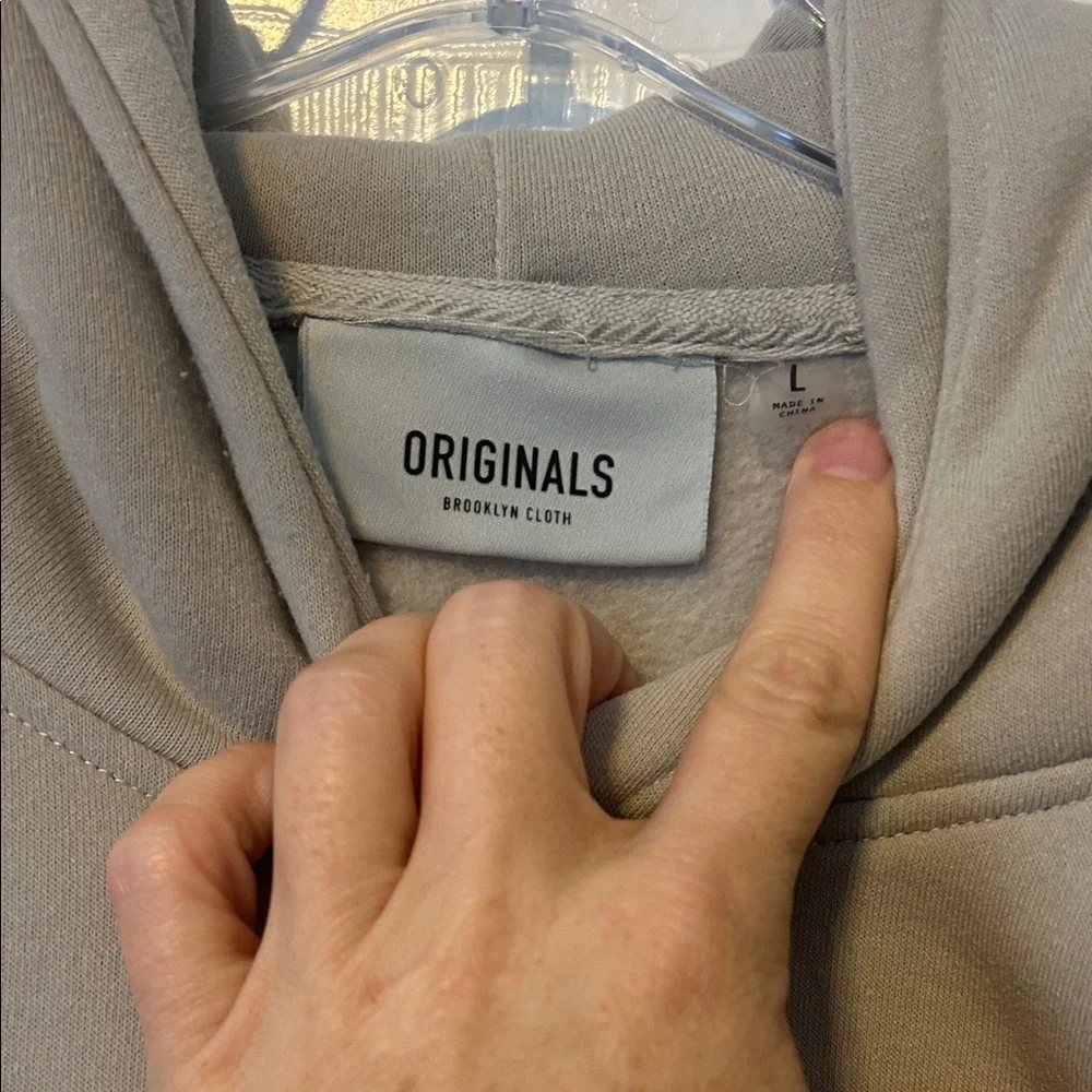 Brooklyn Cloth Men's Originals khaki Hoodie. Large - Picture 3 of 8